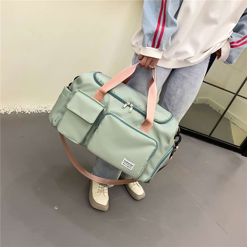 【非表示】 多機能ポケット付き大容量ボストンバッグ