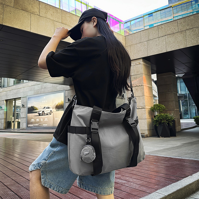 ボストンバッグ シンプル軽量ボストントート 3色展開