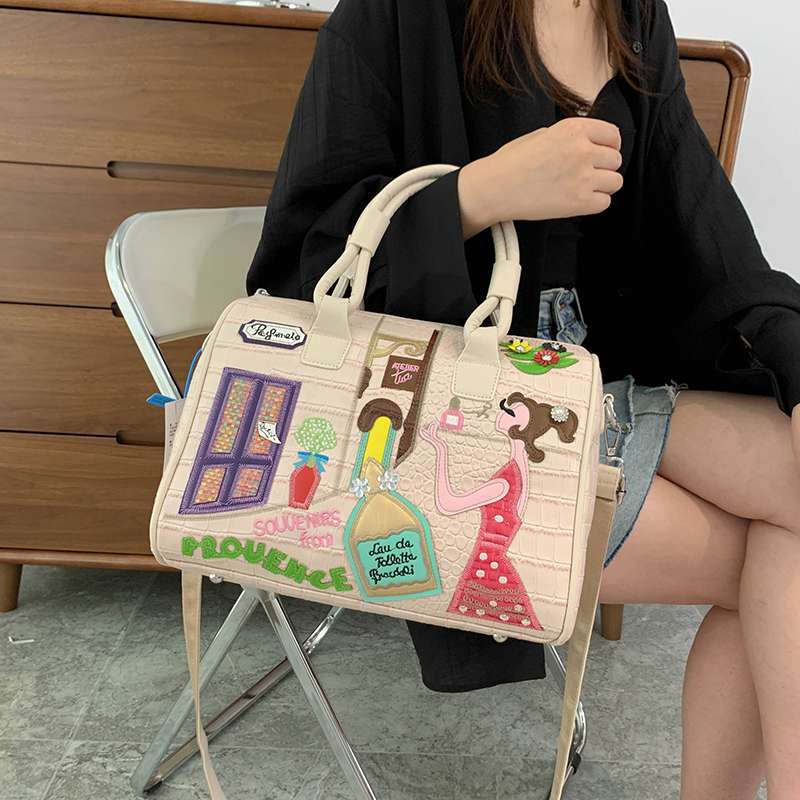 プロヴァンス刺繍デザインボストンバッグ