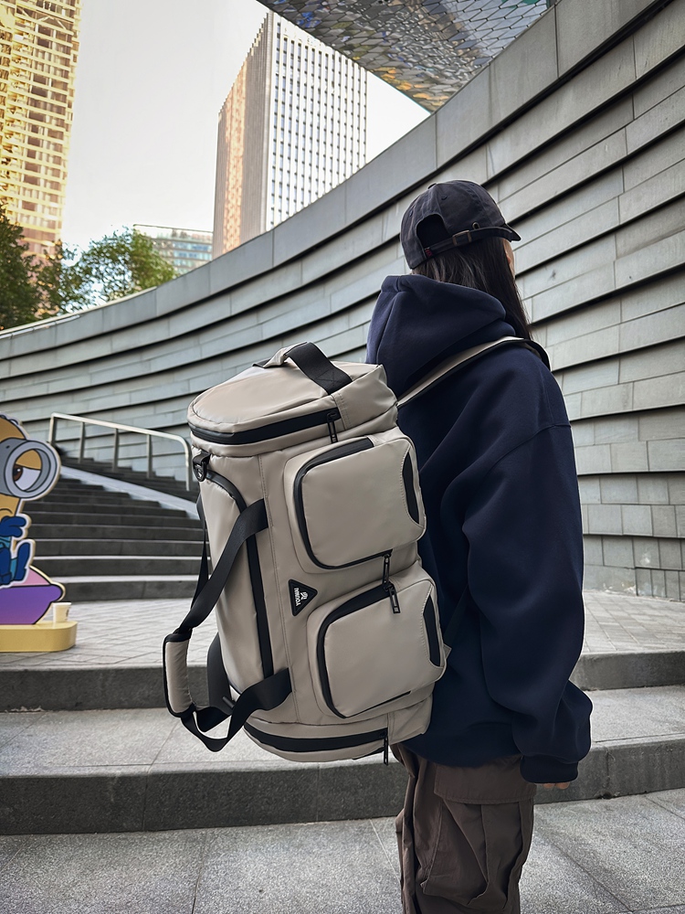 ボストンバッグ 多機能ポケット付き大容量ボストン