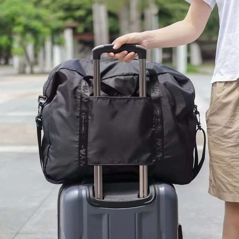 【在庫切れ】ボストンバッグ 大容量ねこ顔デザイン旅行バッグ 35L