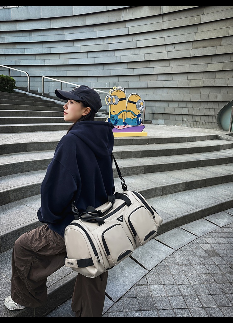 ボストンバッグ 多機能ポケット付き大容量ボストン