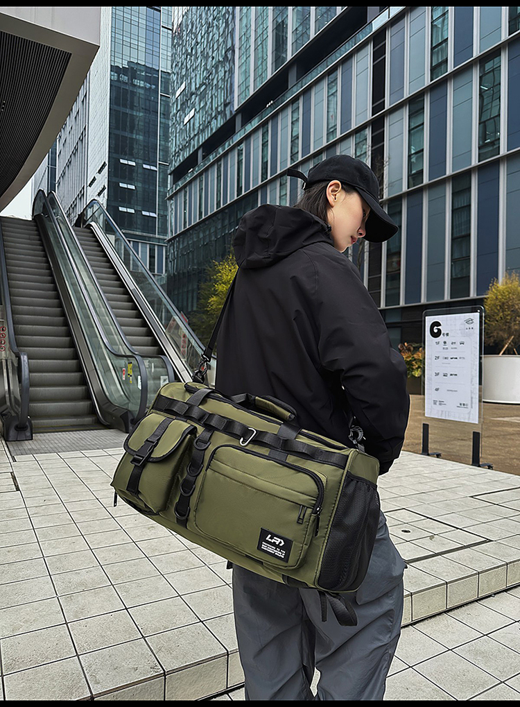 ボストンバッグ 多機能ポケット付き実用旅行バッグ