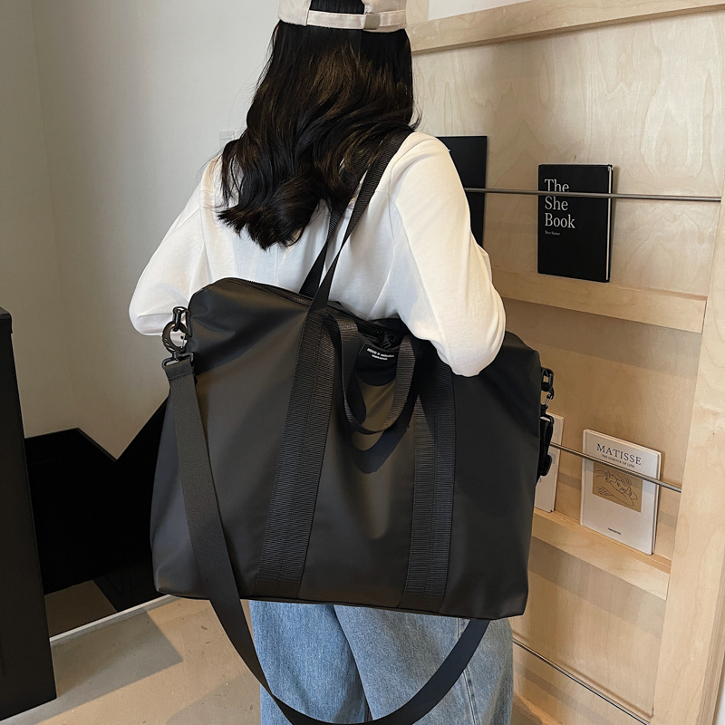 ボストンバッグ スタイリッシュ トラベルボストン 3色展開