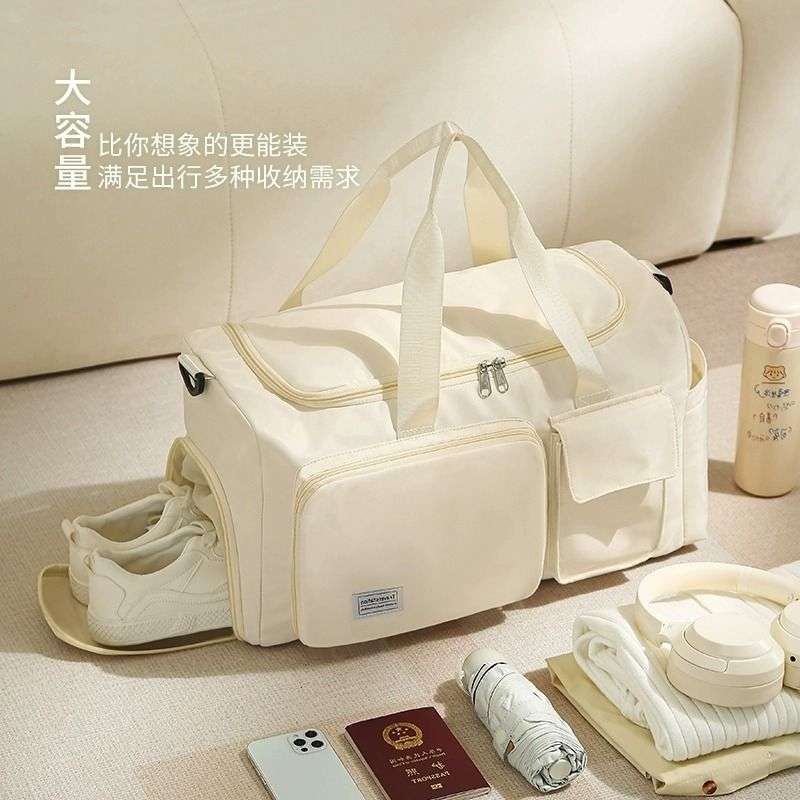 【非表示】大容量マルチポケット付き旅行用ボストンバッグ
