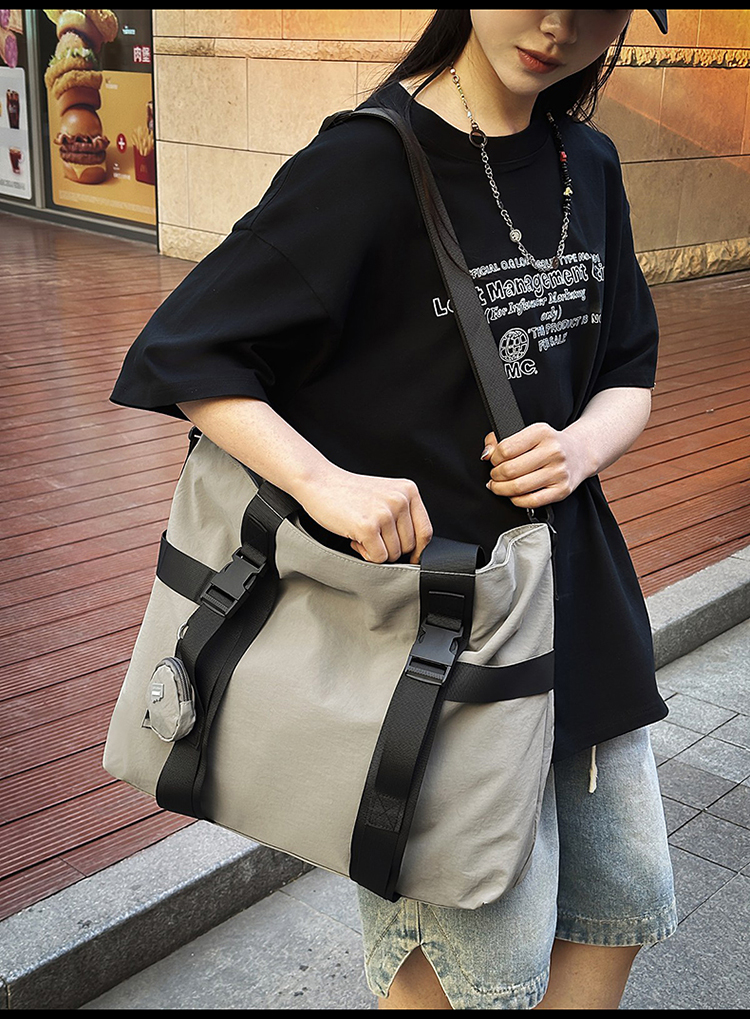 ボストンバッグ シンプル軽量ボストントート 3色展開