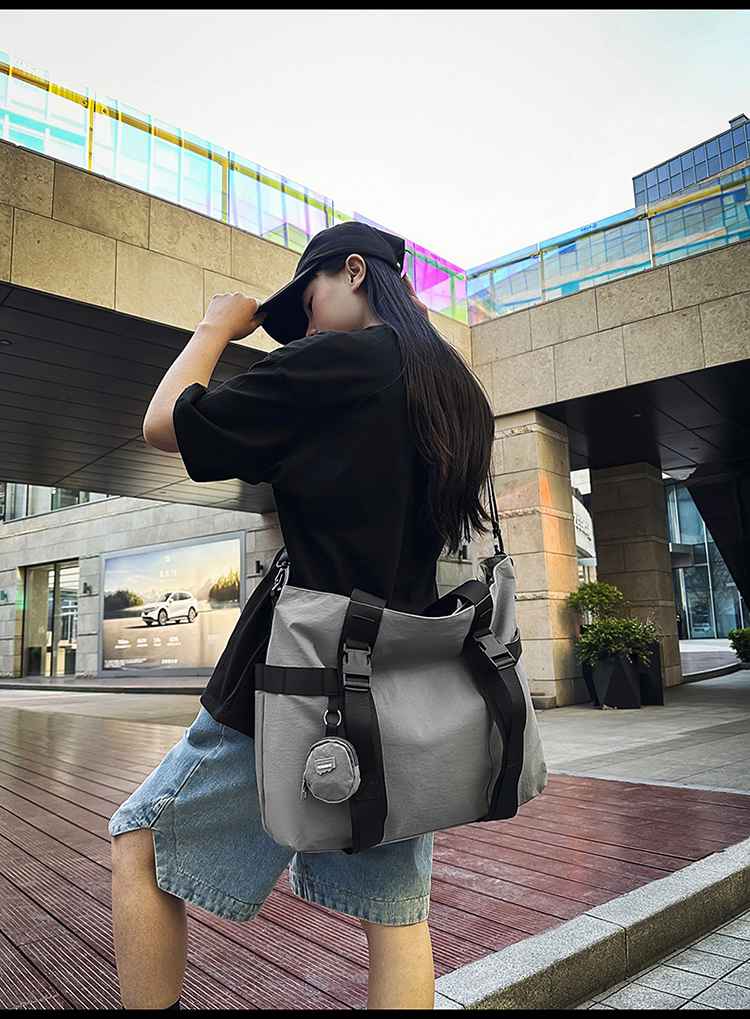 ボストンバッグ シンプル軽量ボストントート 3色展開