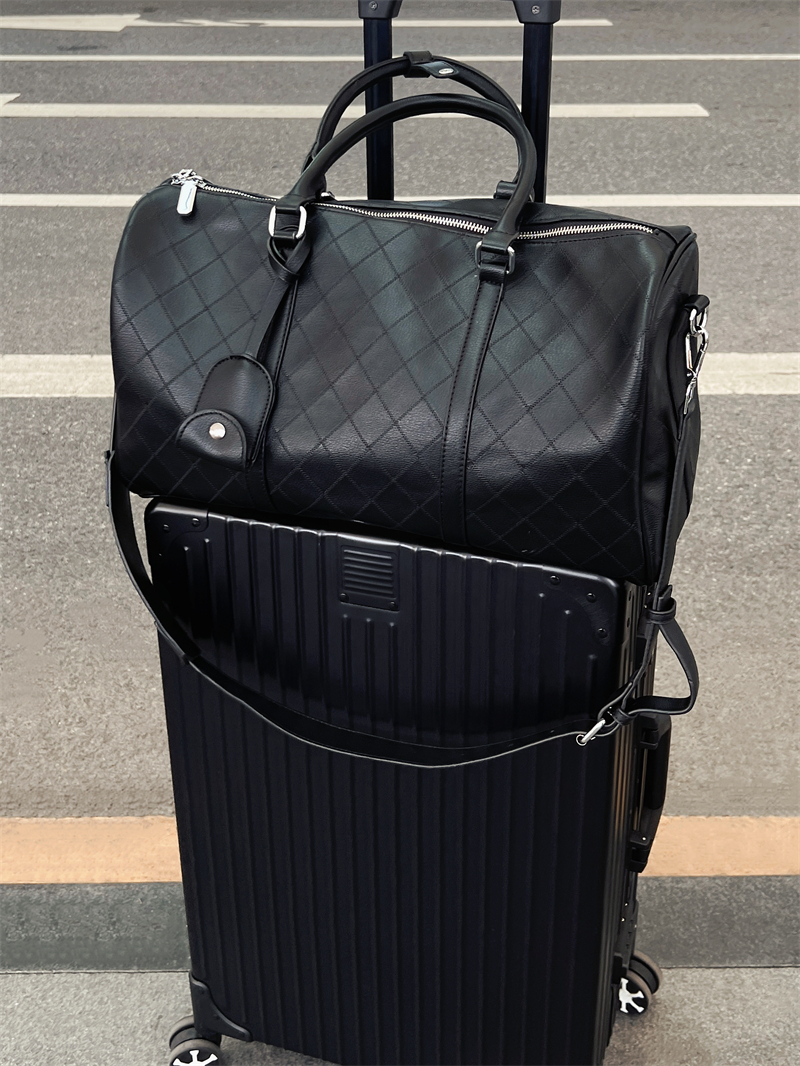 ボストンバッグ 上質キルティング旅行用ボストンバッグ