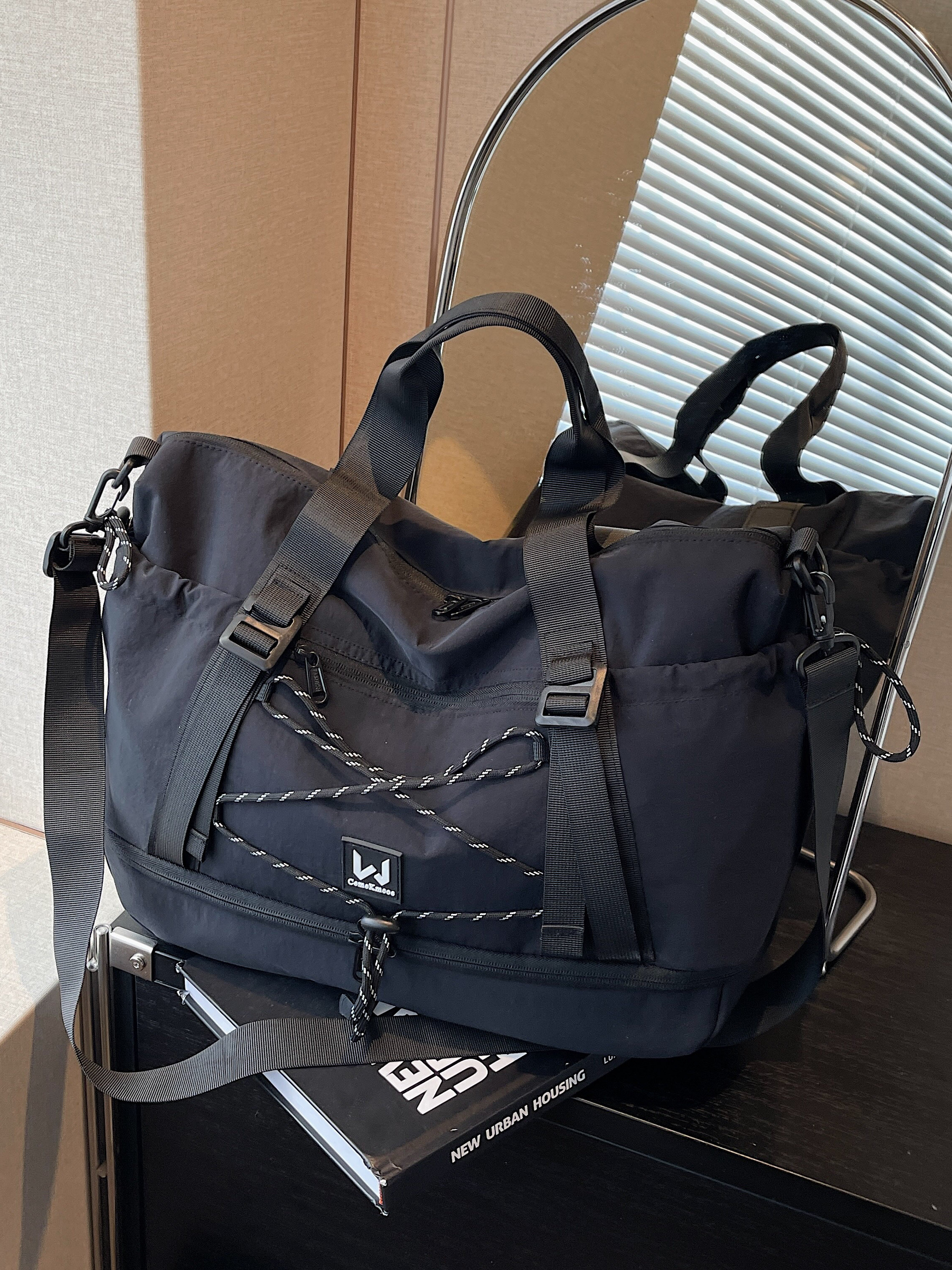 ボストンバッグ 軽量 アウトドア 3色展開