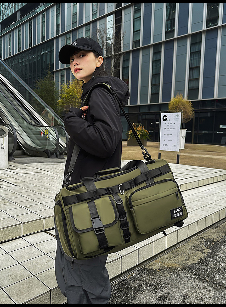 ボストンバッグ 多機能ポケット付き実用旅行バッグ