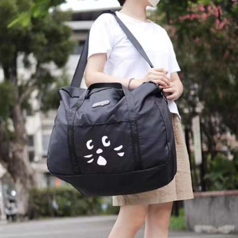 【在庫切れ】ボストンバッグ 大容量ねこ顔デザイン旅行バッグ 35L