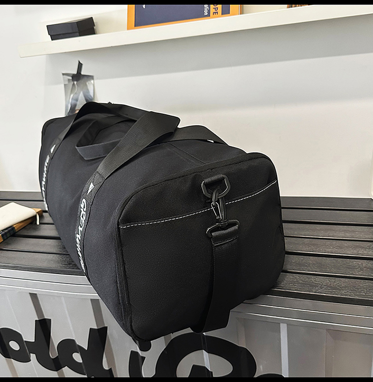 ボストンバッグ バイカラー機能的ボストンバッグ 3色展開