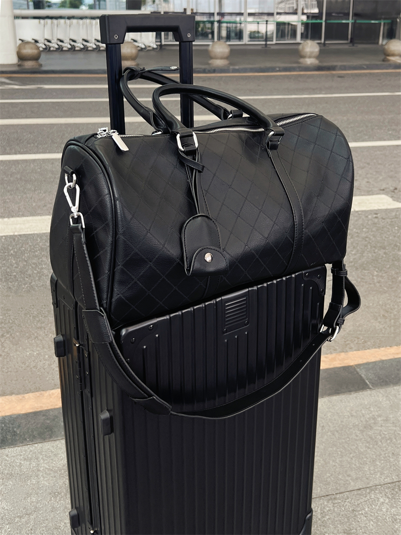 ボストンバッグ 上質キルティング旅行用ボストンバッグ
