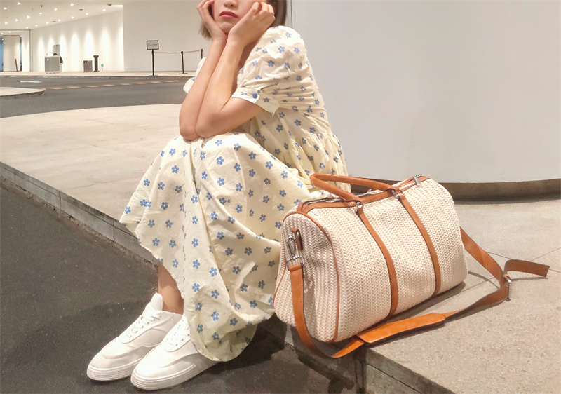 ボストンバッグ 職人編み込みリゾート旅行バッグ