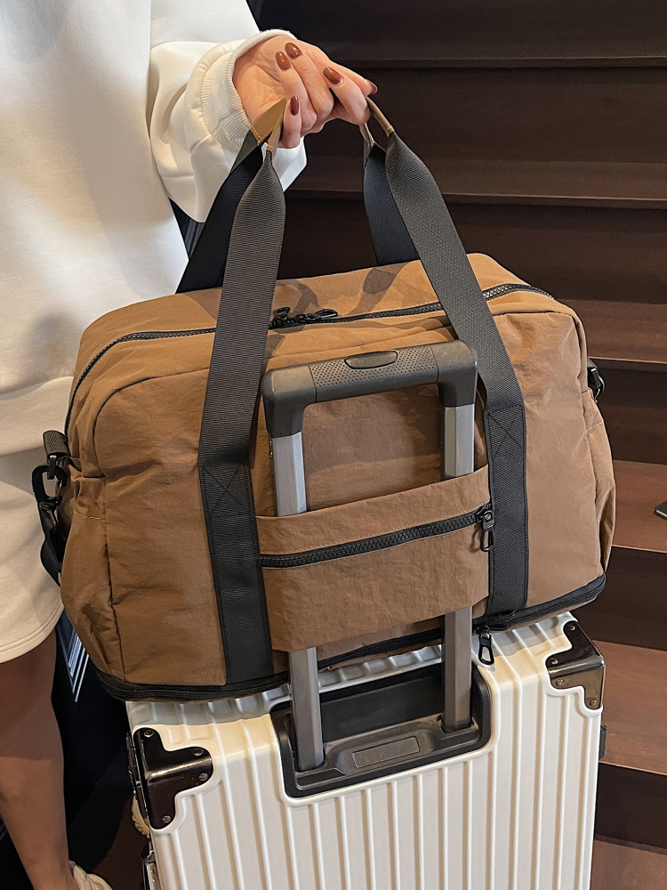 ボストンバッグ 多機能ポケット付き 旅行用ボストン 6色展開