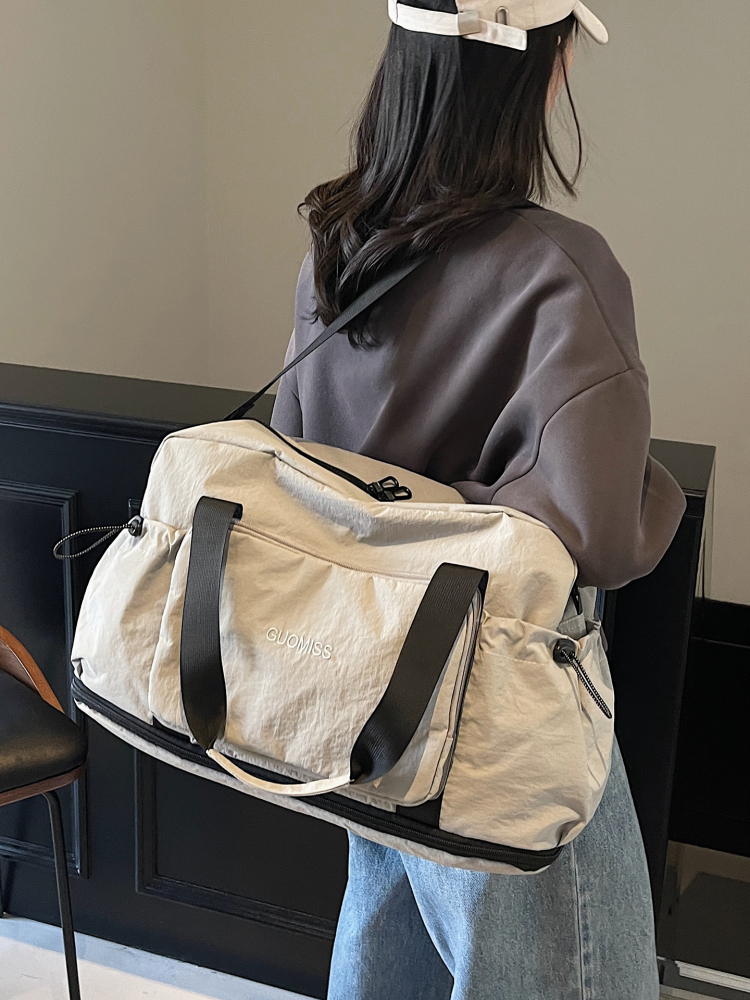 ボストンバッグ 多機能ポケット付き 旅行用ボストン 6色展開