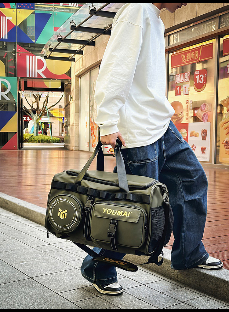 ボストンバッグ 多機能ポケット付き スタイリッシュボストン
