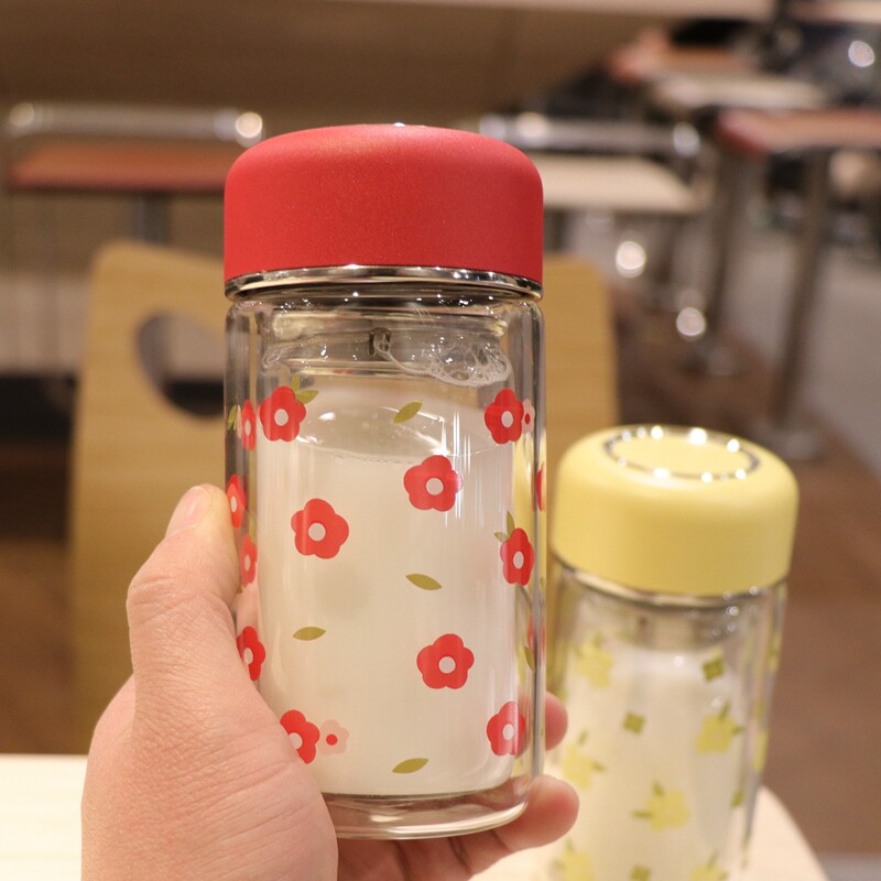 水筒 花柄模様がかわいいプラスチック製透明水筒