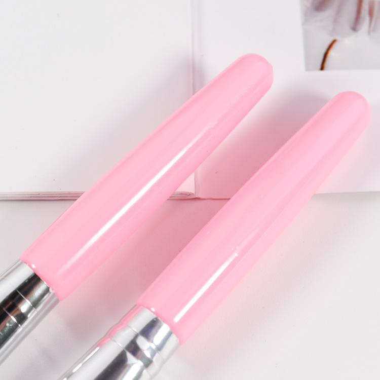 メイクブラシ 斜めカット扇型ファンデーションブラシ