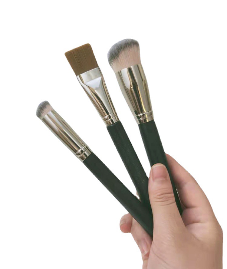 メイクブラシ プロ仕様多機能メイクブラシ三本セット