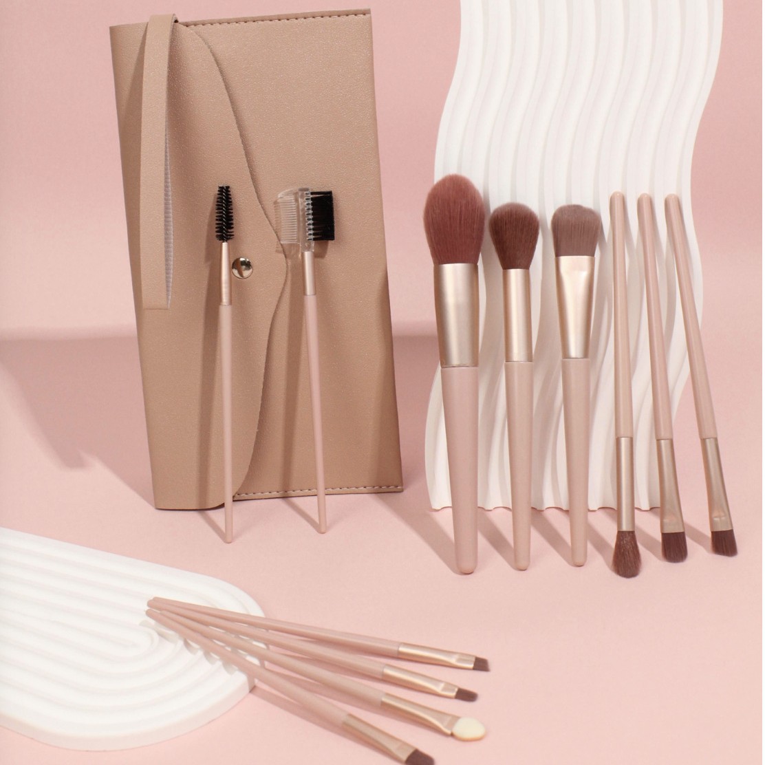 メイクブラシ プロ仕様多機能メイクブラシ十二本セット専用ポーチ付き