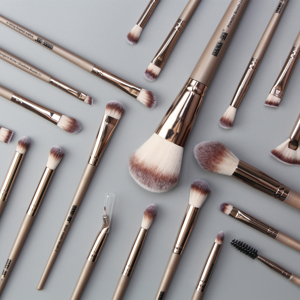 メイクブラシ プロ仕様多機能メイクブラシ二十本セット