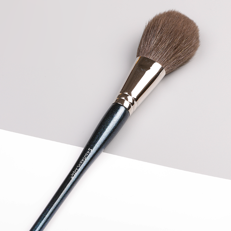 メイクブラシ プロ仕様丸型チーク専用ブラシ