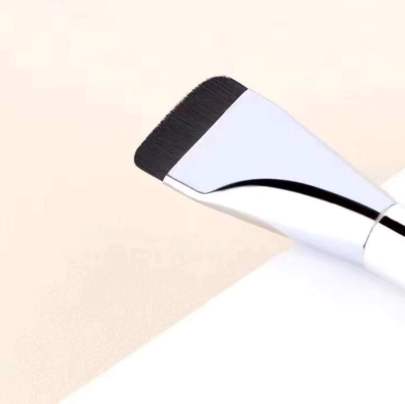 メイクブラシ 輝艶フラット ファンデーションブラシ