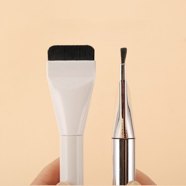 メイクブラシ プロ仕様平筆型ファンデーション専用ブラシ