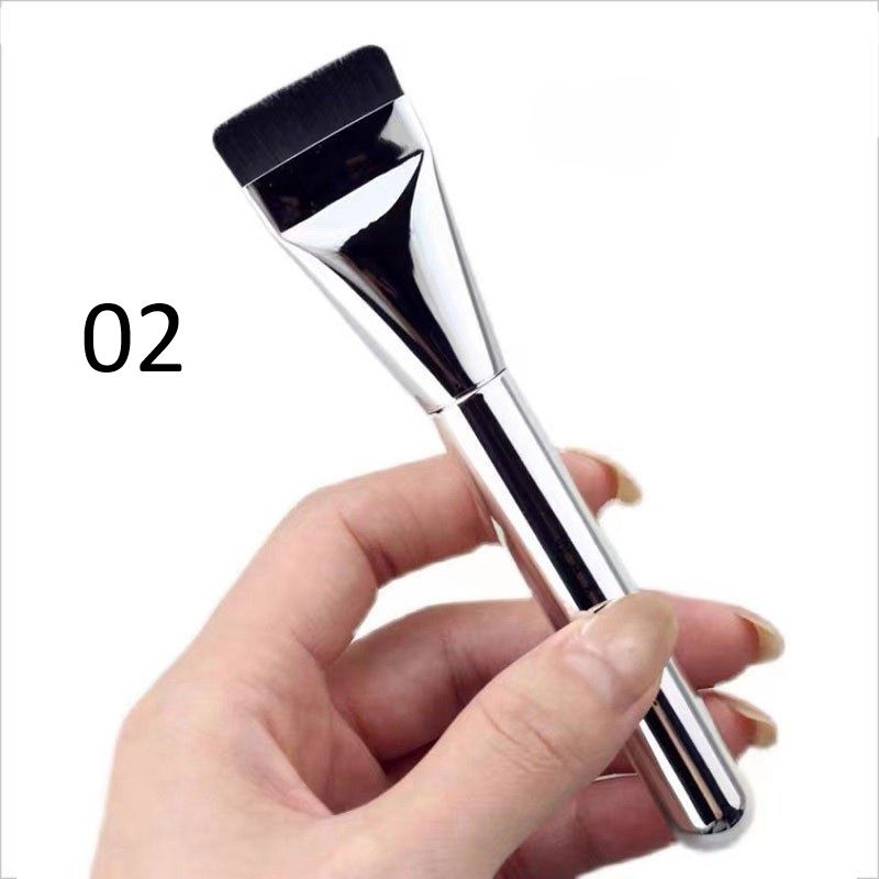 メイクブラシ プロ仕様筆型ファンデーションブラシ