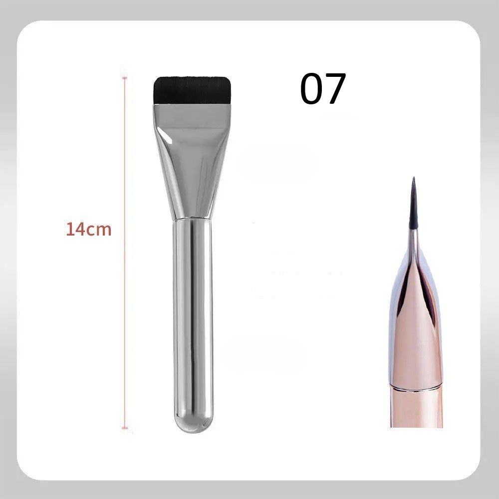 メイクブラシ プロ仕様筆型ファンデーションブラシ