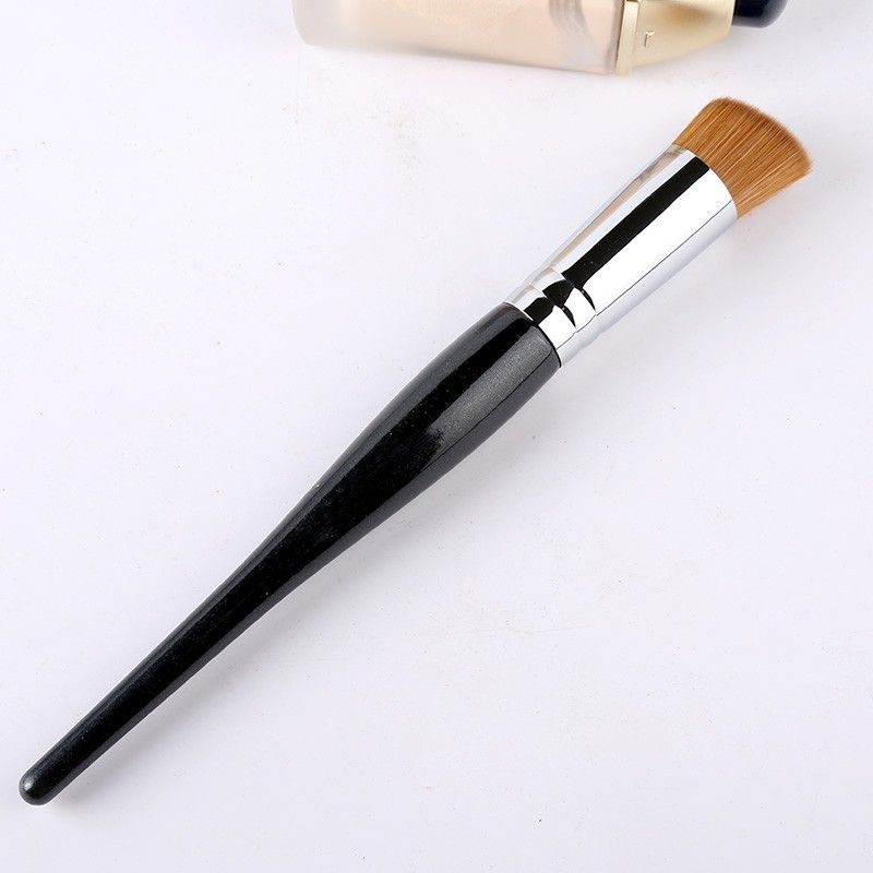 メイクブラシ プロ仕様平筆ファンデーション専用ブラシ