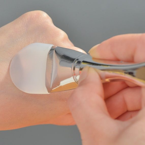 メイクブラシ 双頭設計面膜専用ファンデーションブラシ