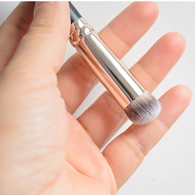 メイクブラシ プロ仕様両端コンシーラーブラシ