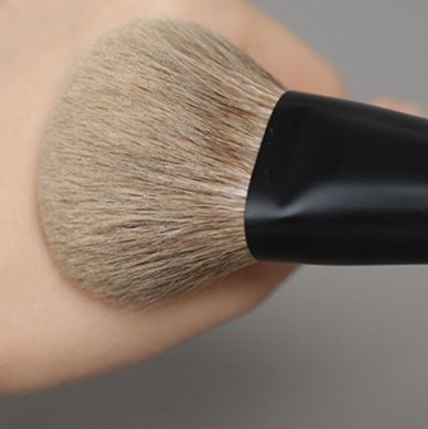 メイクブラシ 高密度天然毛ファンデーション用丸型ブラシ