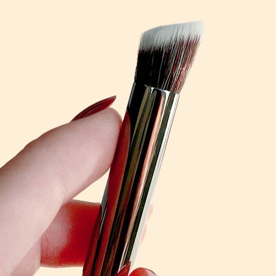 メイクブラシ 斜めカット極細毛コンシーラー専用ブラシ