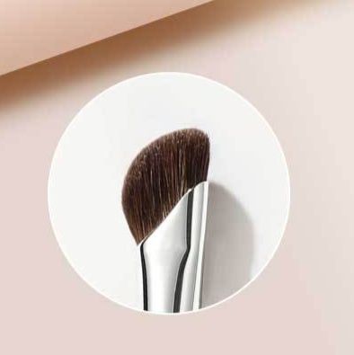 メイクブラシ プロ仕様斜めカット鼻影用コンシーラーブラシ