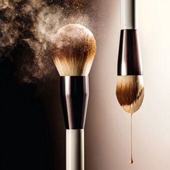 メイクブラシ ふんわり丸型チークブラシ 極上肌仕上げ