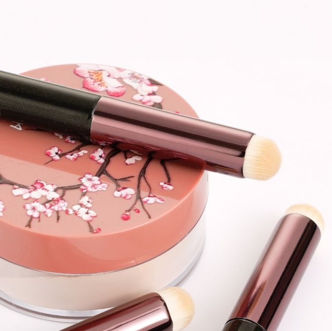 メイクブラシ なめらか仕上げリップ専用メイクブラシ