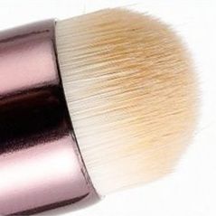 メイクブラシ なめらか仕上げリップ専用メイクブラシ