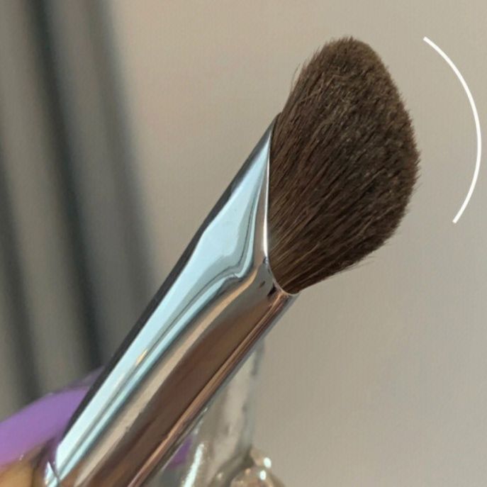 メイクブラシ 斜めカット鼻筋専用ファンデーションブラシ