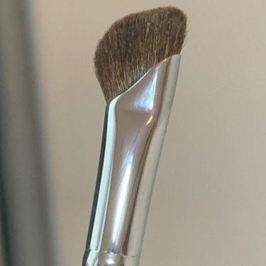 メイクブラシ 斜めカット鼻筋専用ファンデーションブラシ