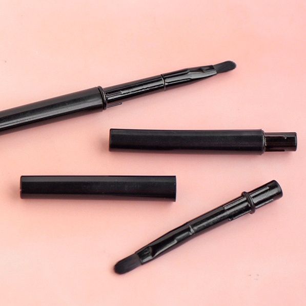 メイクブラシ プロ仕様繰り出し式リップブラシ