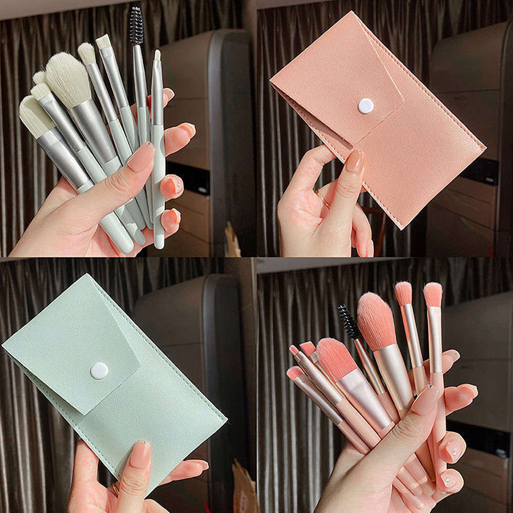 メイクブラシ８本セット 収納ケース付き 化粧道具セット