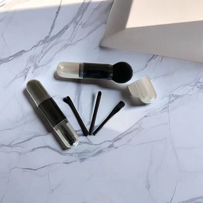 メイクブラシ 持ち運び便利な収納ケース付き多機能メイクブラシセット