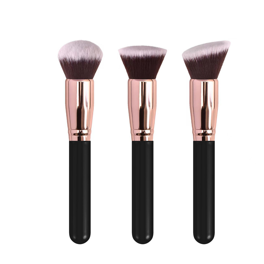 メイクブラシ プロ仕様多機能ファンデーションブラシ三本組