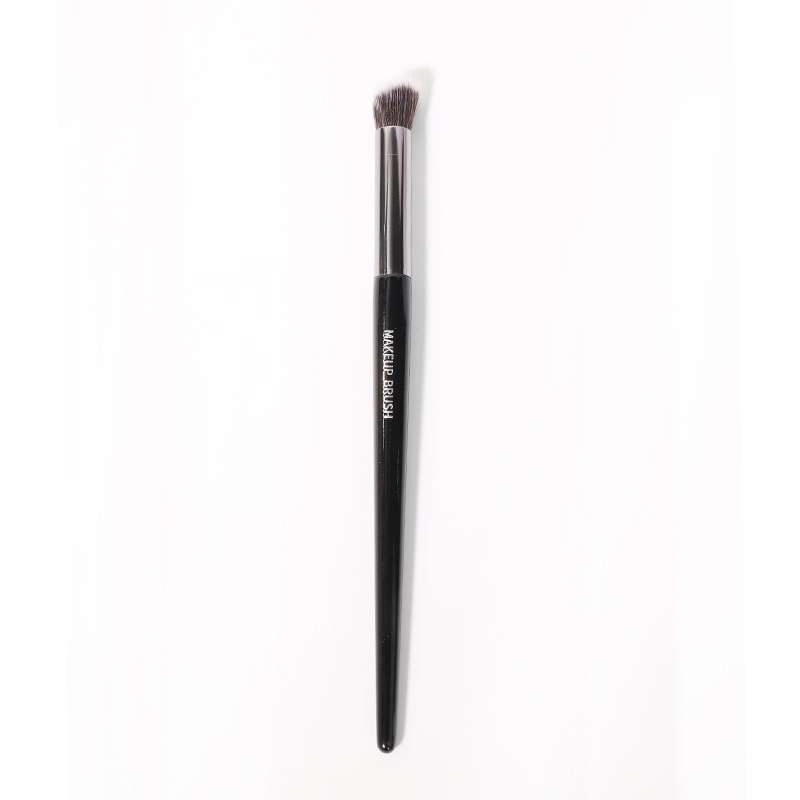 メイクブラシ 斜めカット極細毛コンシーラー専用ブラシ