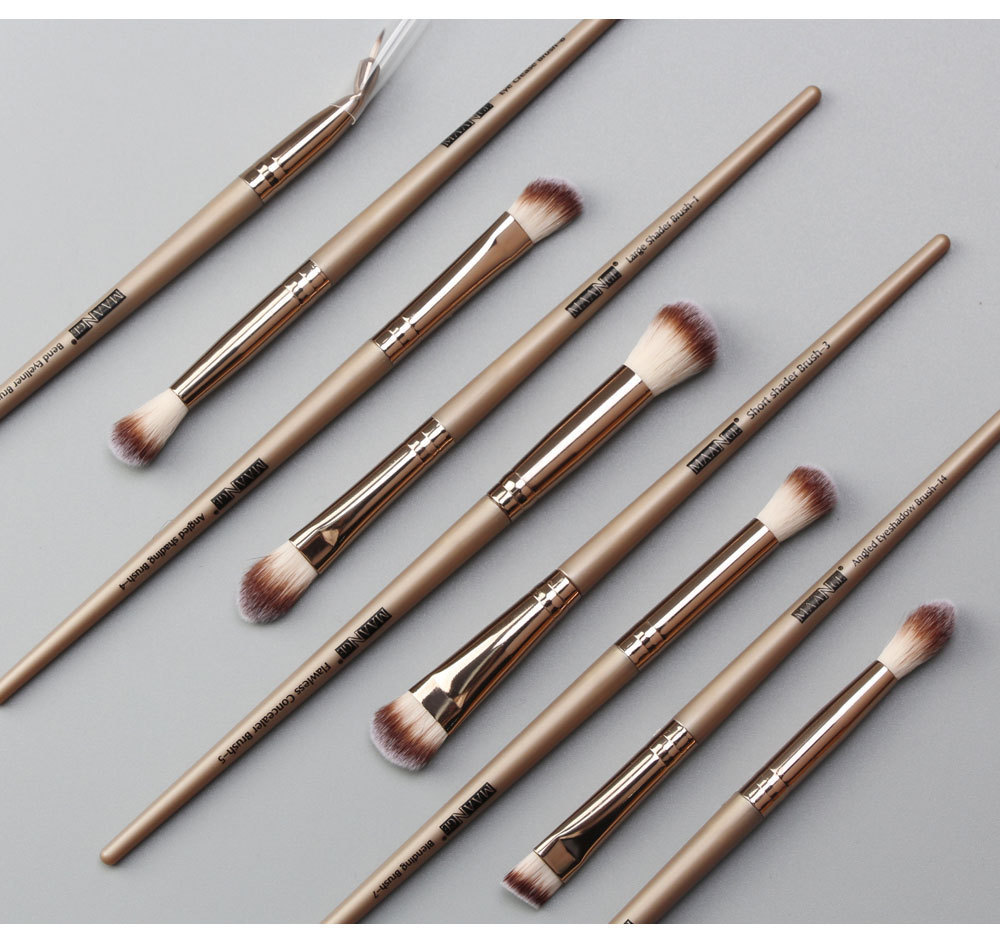 メイクブラシ プロ仕様多機能メイクブラシ二十本セット