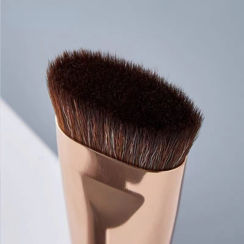 メイクブラシ 平頭型人造繊維チークブラシ