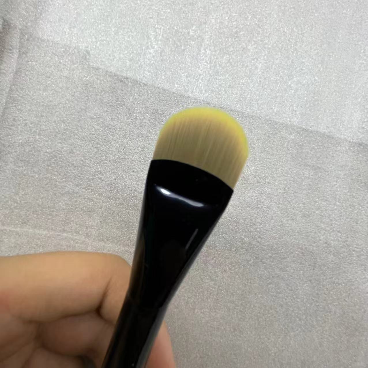 メイクブラシ 丸型ドーム型ファンデーション用メイクブラシ